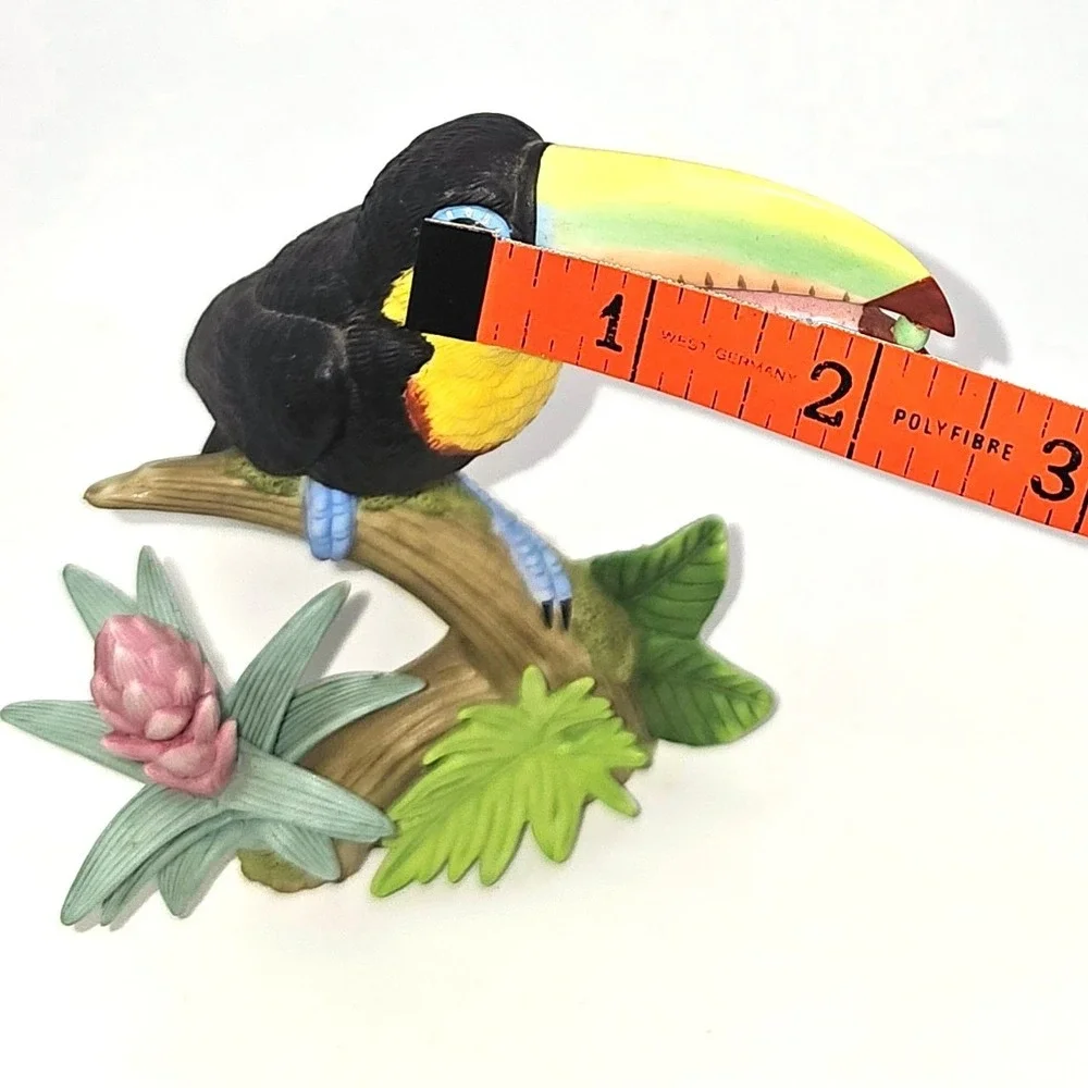 Lenox 2002 Keel-Billed‎ Toucan Bird Porcelain Figurine Tropical Rainforest Decor